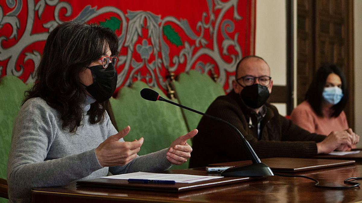 María Luisa López, Ignacio Fernández y María Eugenia Cabezas.