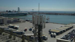 Torre de antenas de telecomunicaciones del Port de Barcelona.