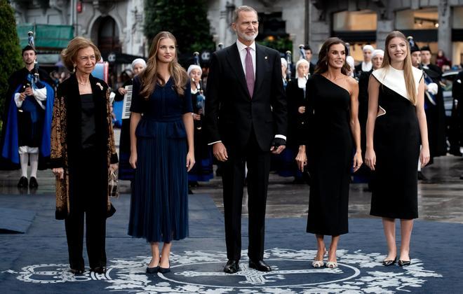 La Familia Real durante la celebración de los premios Princesa de Asturias 2023