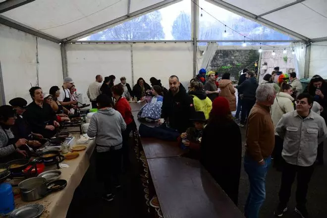 Filloada y festival de comparsas en Meiro (Bueu)