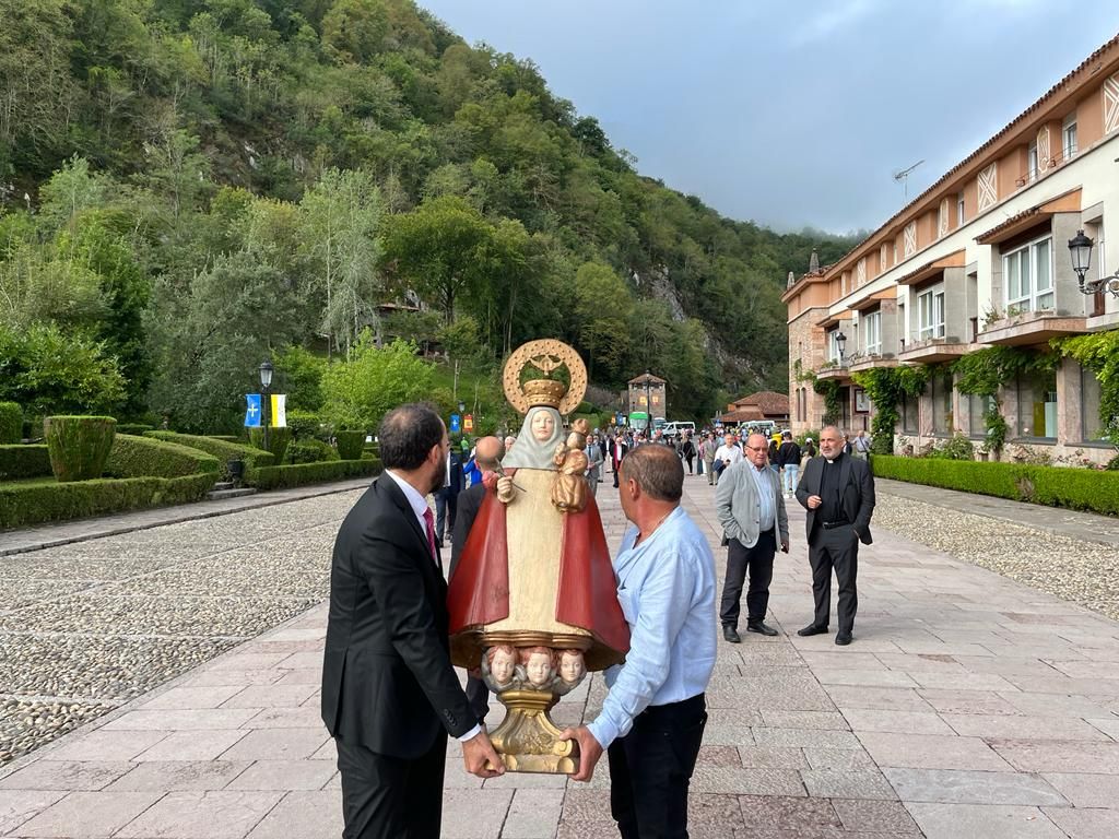 Mensajeros de la Paz celebra su 60 cumpleaños en Covadonga