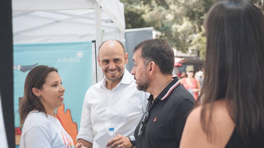 Miles de personas disfrutan de actividades en la primera jornada del &quot;Ven a Santa Cruz&quot;