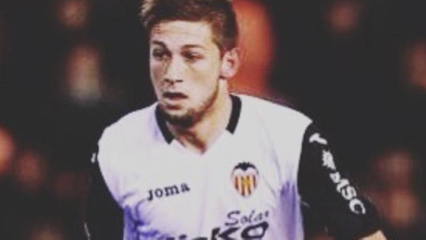 Fede Cartabia vestido del Valencia CF.