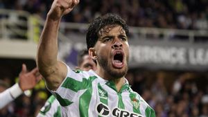 Resumen, goles y highlights del Fiorentina 2-2 Betis de la vuelta de semifinales de la Conference League