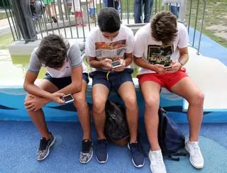 Barcelona impulsa un nuevo plan contra la soledad que abre la puerta a las “recetas sociales” desde los centros de salud