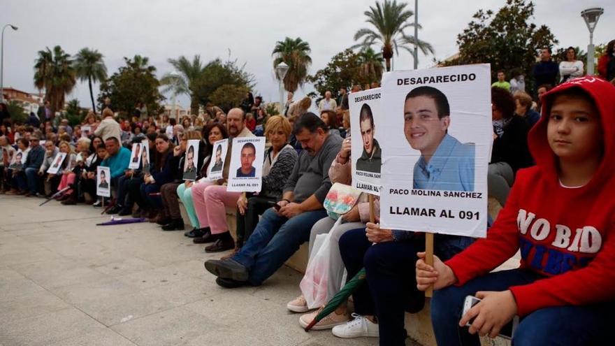 Cientos de cordobeses piden que no se abandone la búsqueda de Paco Molina