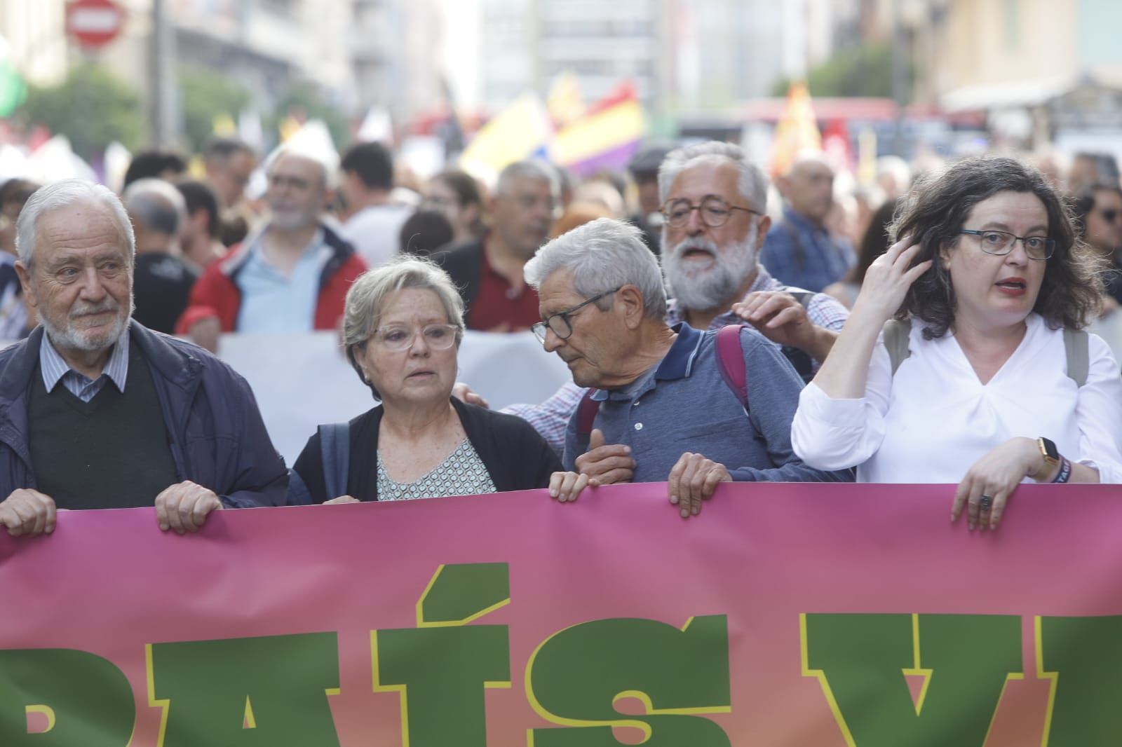 Manifestación en València para conmemorar la diada del 25 de abril