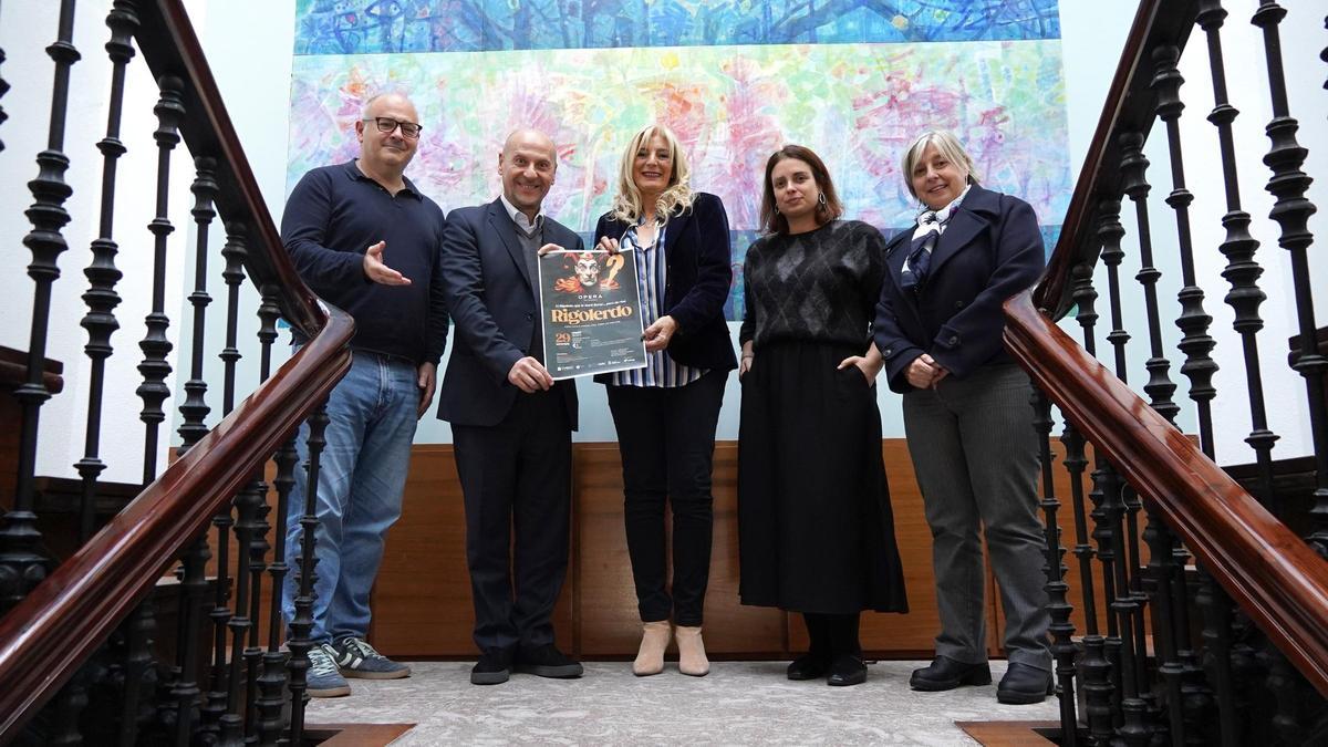 Presentación de "Rigolerdo" en el Ayuntamiento de Siero.