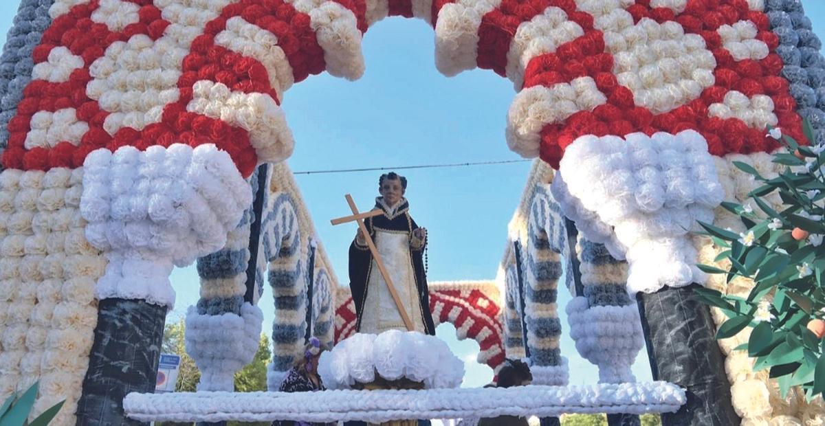 Carroza en la tradicional romería que porta esta efigie.