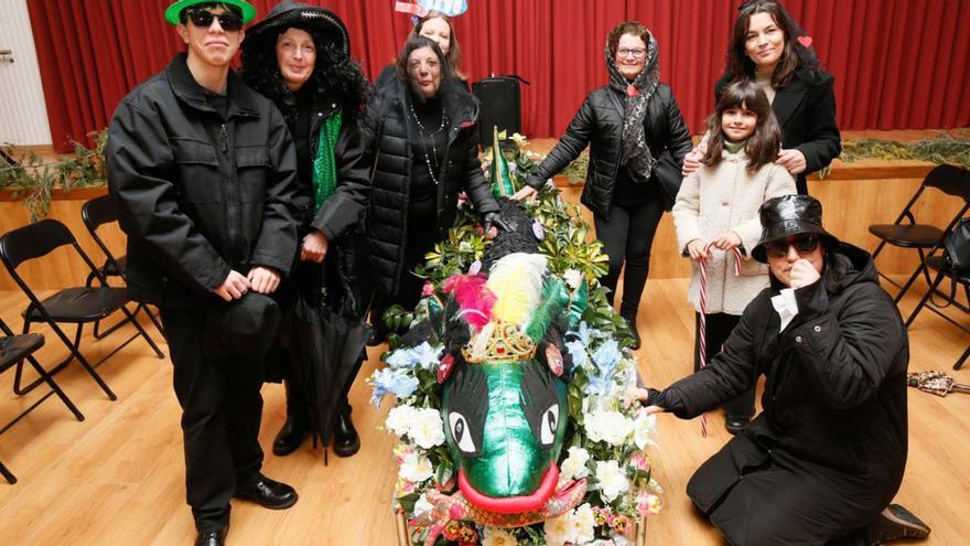 Porriño y Ponteareas despiden Carnaval con la quema de la sardina