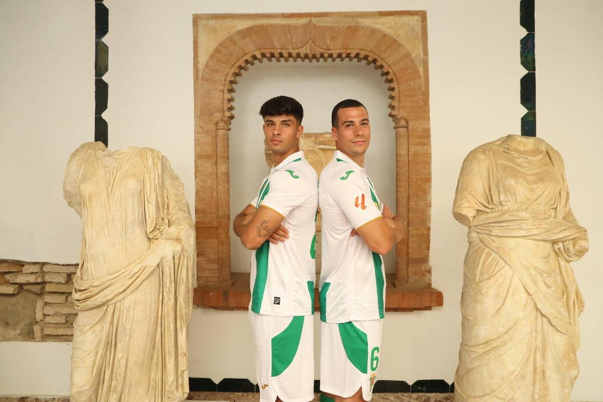 Las presentaciones de Damián Cáceres y Jacobo Martí como jugadores del Córdoba CF, en imágenes
