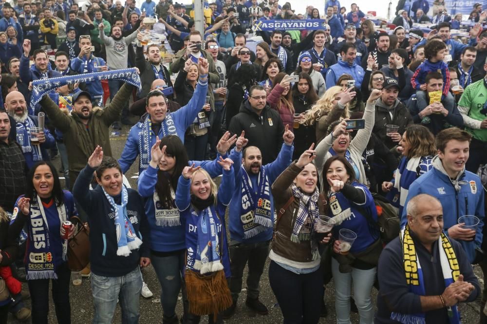 Fiesta de la APARO en el Carlos Tartiere