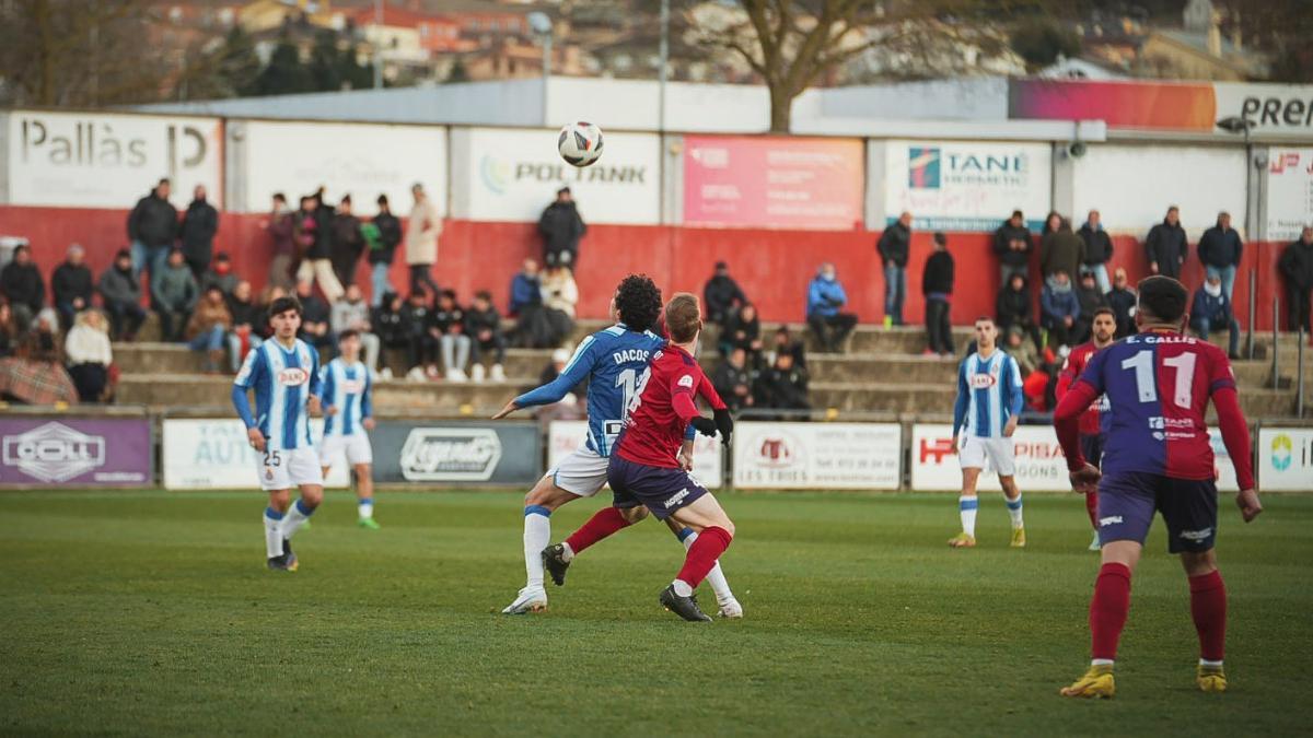 Acción del duelo entre el Olot y el Espanyol B