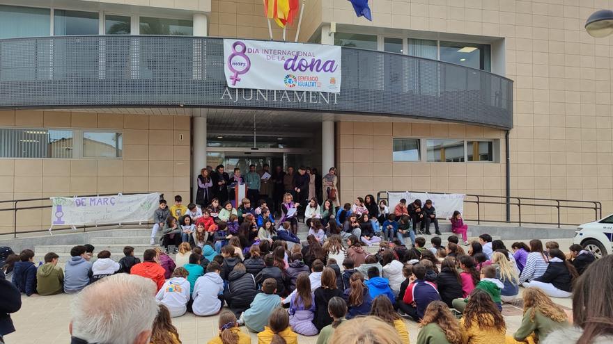 Cultura y concienciación en el 8-M de Canet d&#039;en Berenguer