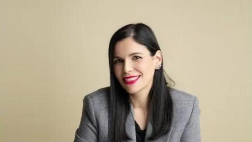 La escritora Paula Deiros presenta su nuevo libro 'El eco de la niebla': "La gente quiere un 'spinoff' de algunos de los personajes que aparecen en la novela"