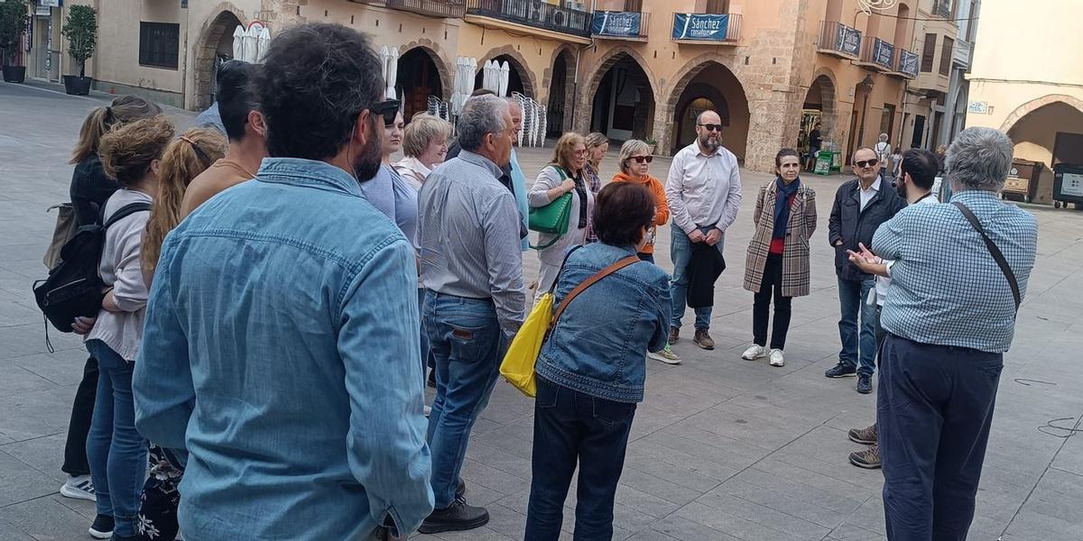 El programa del Voluntariat pel valencià va incloure, fins i tot, una ruta cultural per la ciutat, per tal de practicar l'idioma.