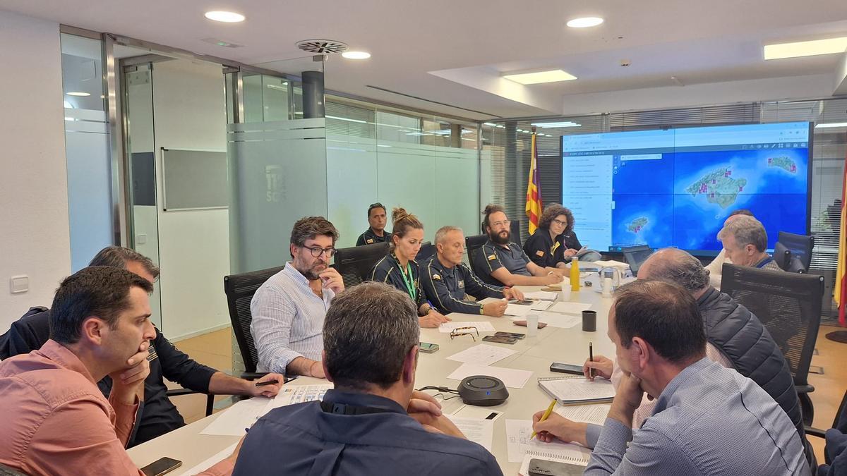 Imagen de la reunión de Emergencias.