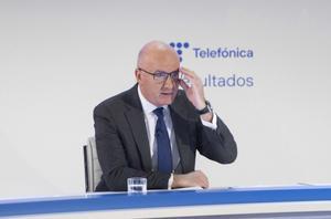 Archivo - El consejero delegado de Telefónica, Ángel Vilá, participa en una rueda de prensa para analizar los resultados de 2021, en Distrito Telefónica, a 24 de febrero de 2022, en Madrid (España).