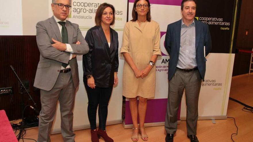 Las cooperativas agrarias reclaman más peso de la mujer en los consejos rectores