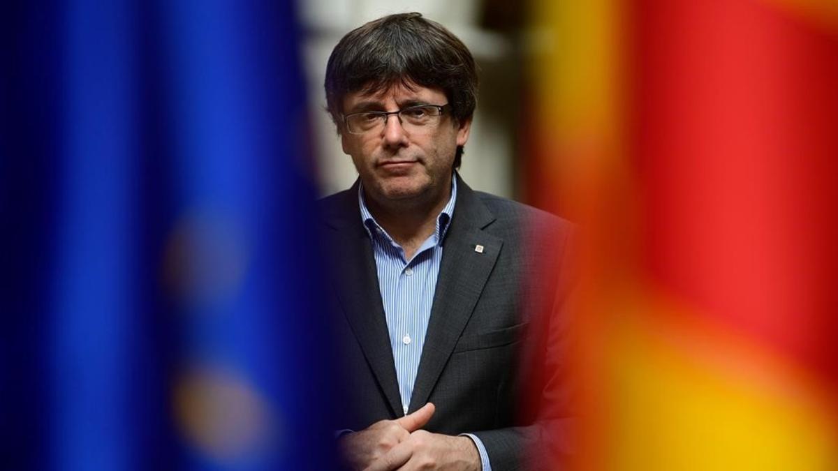 El 'president' Carles Puigdemont posa para la entrevista con AFP, este sábado en Girona.