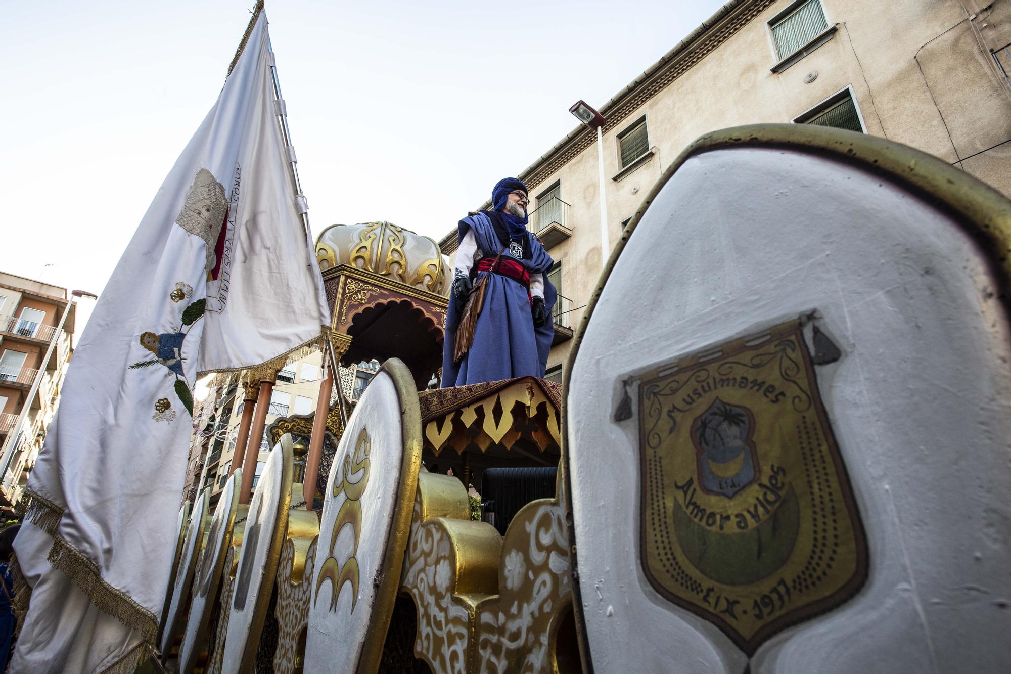 Arranca una fastuosa Entrada Mora en Elche