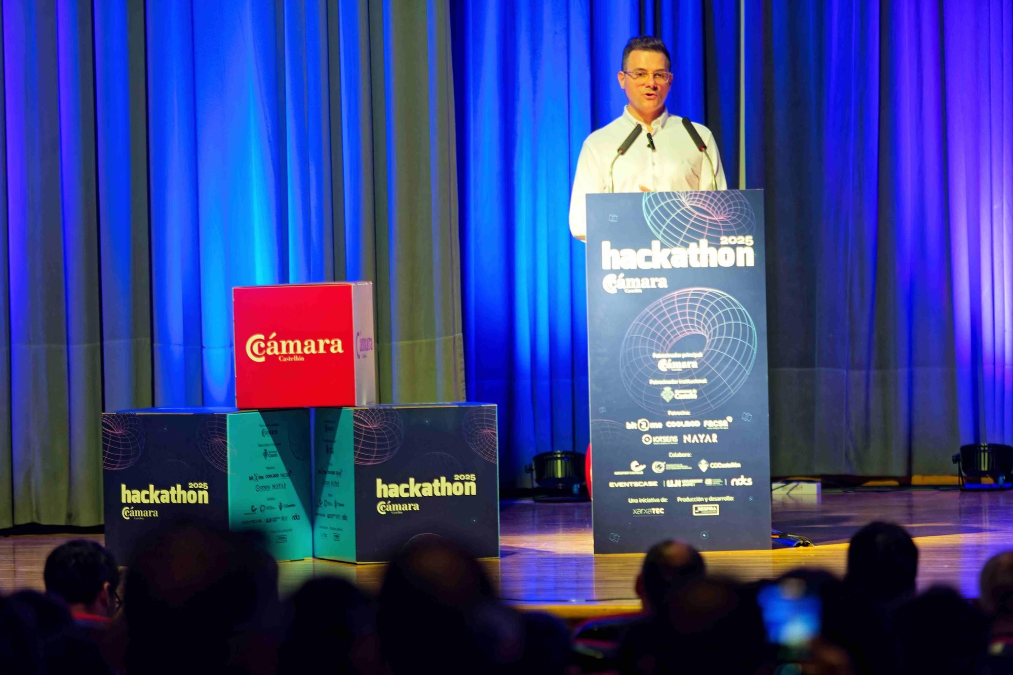 Castellón vibra con la final del Hackathon Cámara 2025