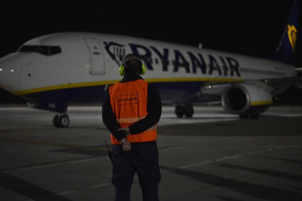 Último día de apertura del aeropuerto de San Javie