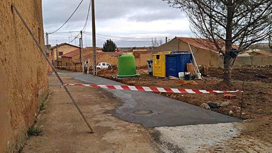 Obras en Comandante Franco, la calle objeto de la polémica.