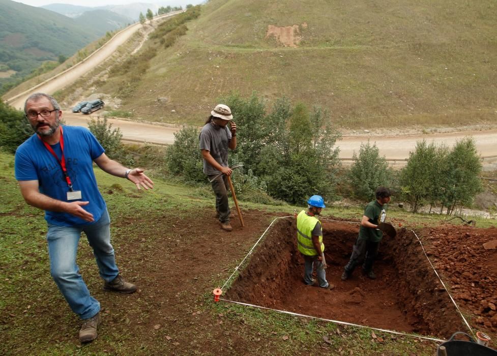 Excavación en el castro de Boinas