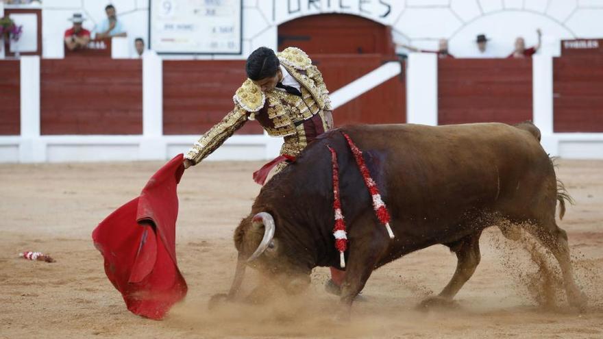 Barbón se moja contra las corridas de toros justo en el día que vuelven a Gijón: &quot;¿Nos toman por tontos?&quot;