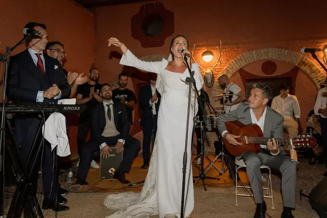 Fotogalería | Así fue la boda de la cantaora extremeña Celia Romero