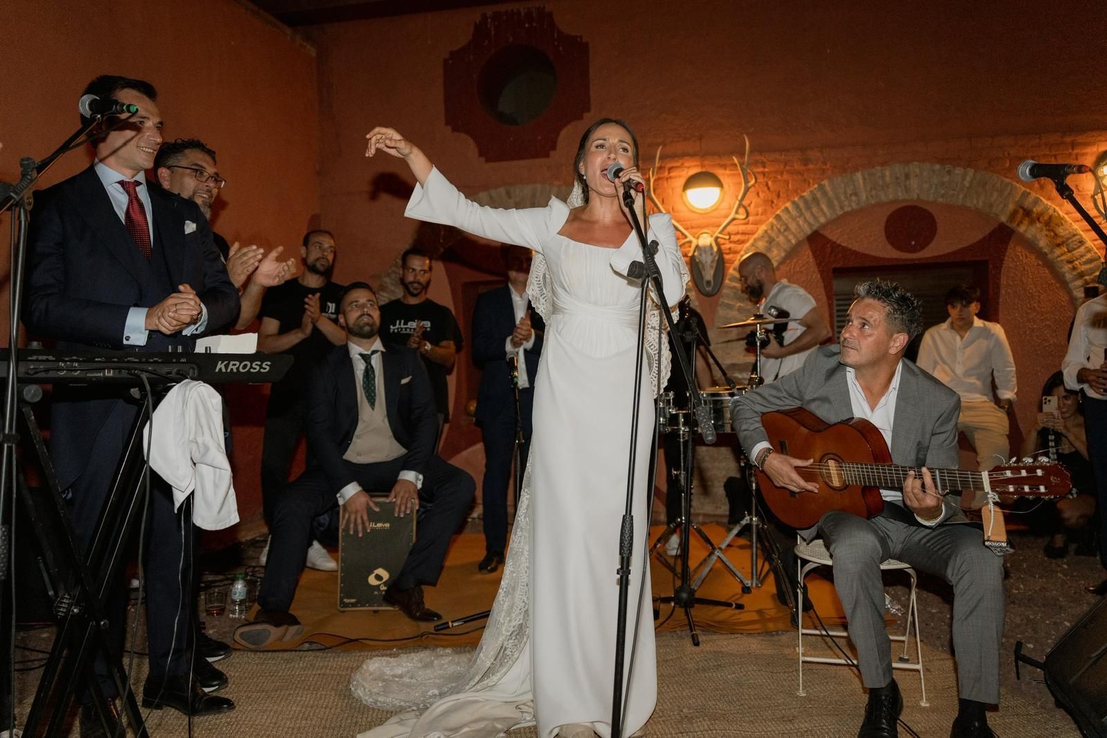 Fotogalería | Así fue la boda de la cantaora extremeña Celia Romero