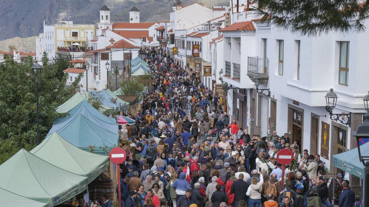 Última jornada de las fiestas del Almendro en Flor en Tejeda