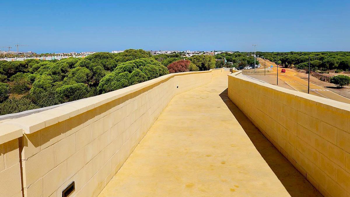 Acto de inauguración del mirador 'Puerta de Doñana'.