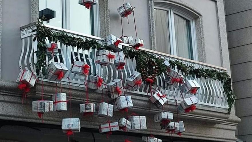 El concurso navideño de balcones y ventanas de Lalín incluye un galardón para el rural