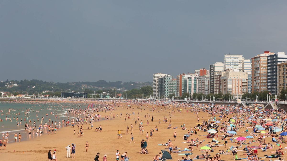 Playa de San Lorenzo.