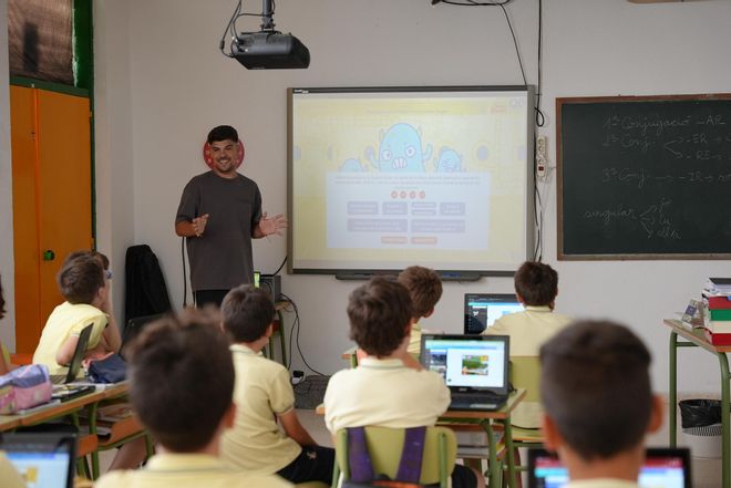 El programa educatiu antibullying 'Somos Únic@s' de la Fundación ColaCao arriba a Secundària