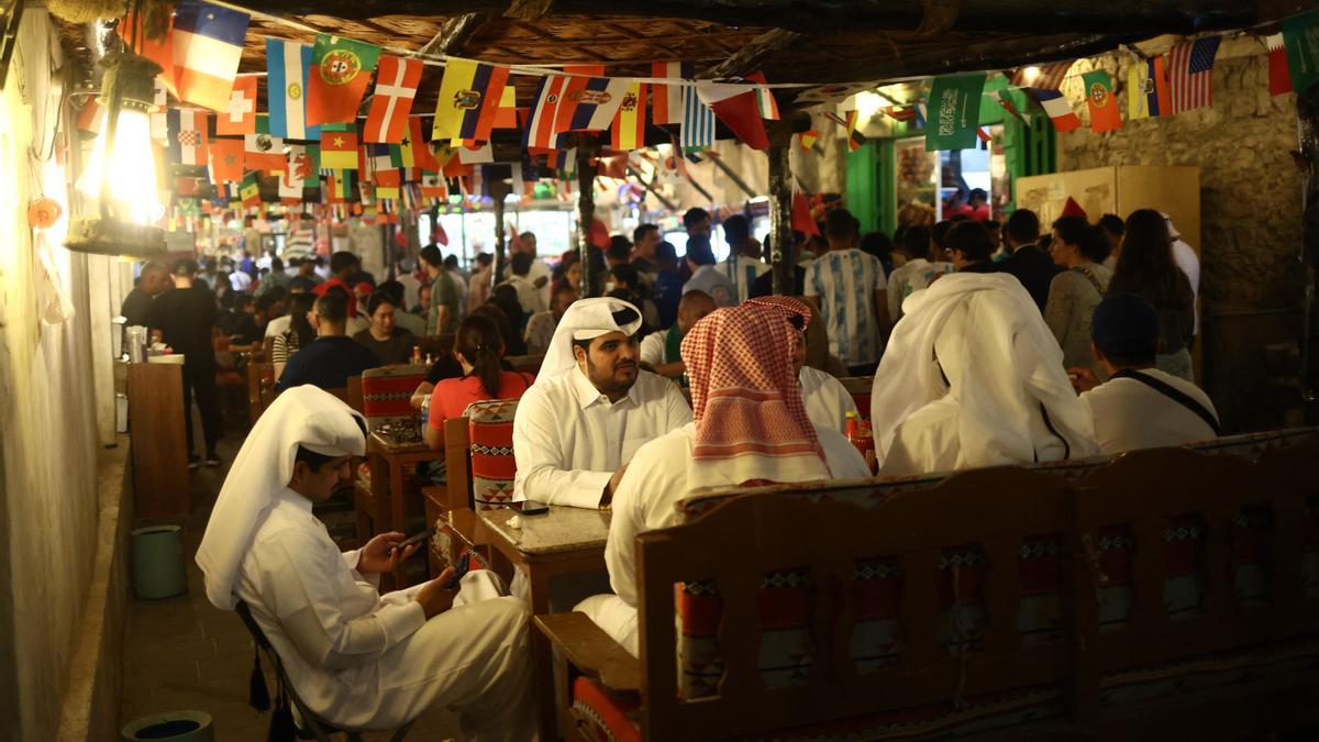 Imagen de la terraza de un bar de Doha.