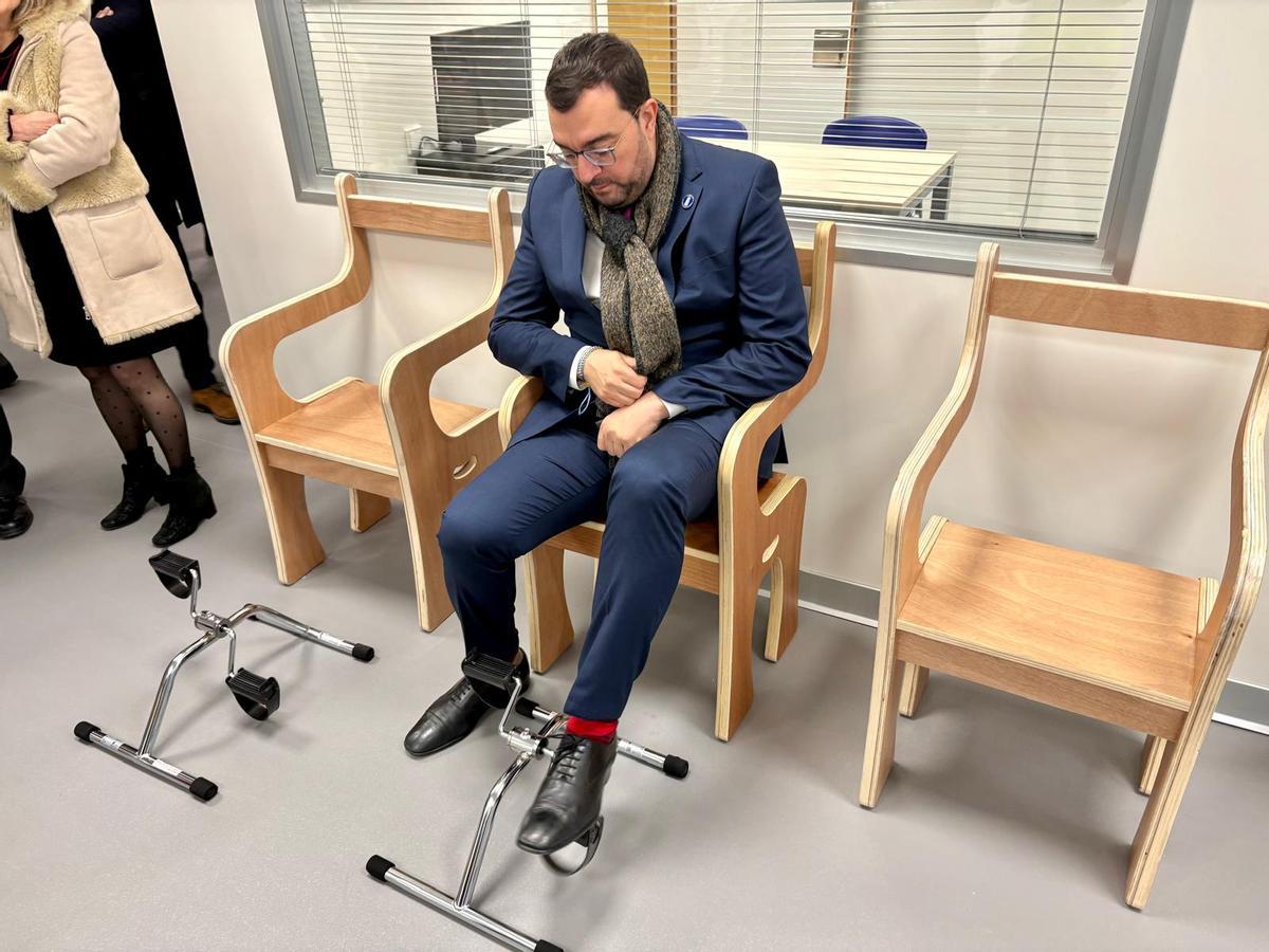 Barbón, en el gimnasio del nuevo centro de salud de Sotrondio