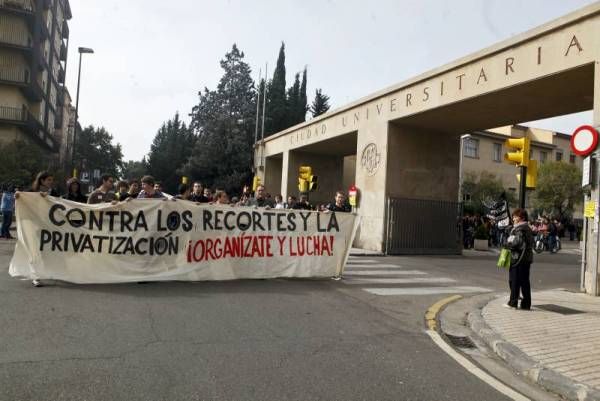 Fotogalería de la protesta en defensa de la Educación Pública