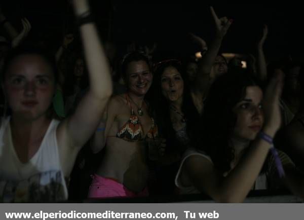 EL PÚBLICO DEL ARENAL SOUND VIBRA CON LA PRIMERA NOCHE DE ACTUACIONES MUSICALES