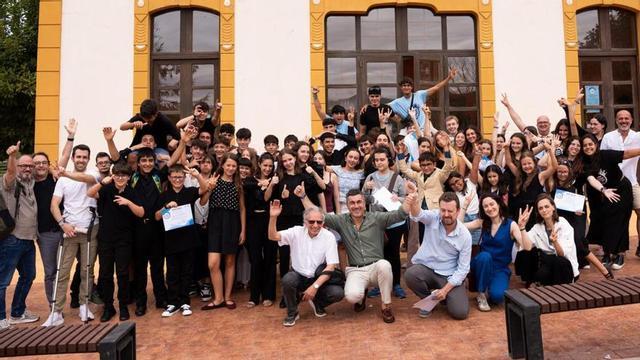 Fotografía de familia de los participantes en el Curso Nacional de Música de Soto del Barco. | J. V.