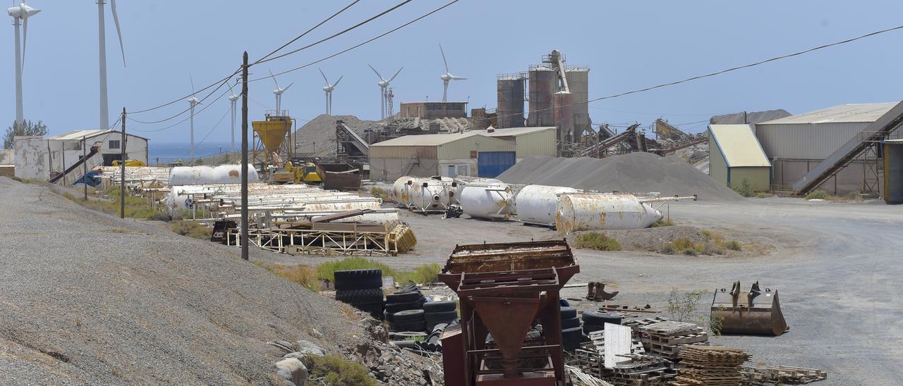 Imagen de archivo de las instalaciones de la planta de Hormigones Canarios S.L. en las inmediaciones del barranco de Tirajana.