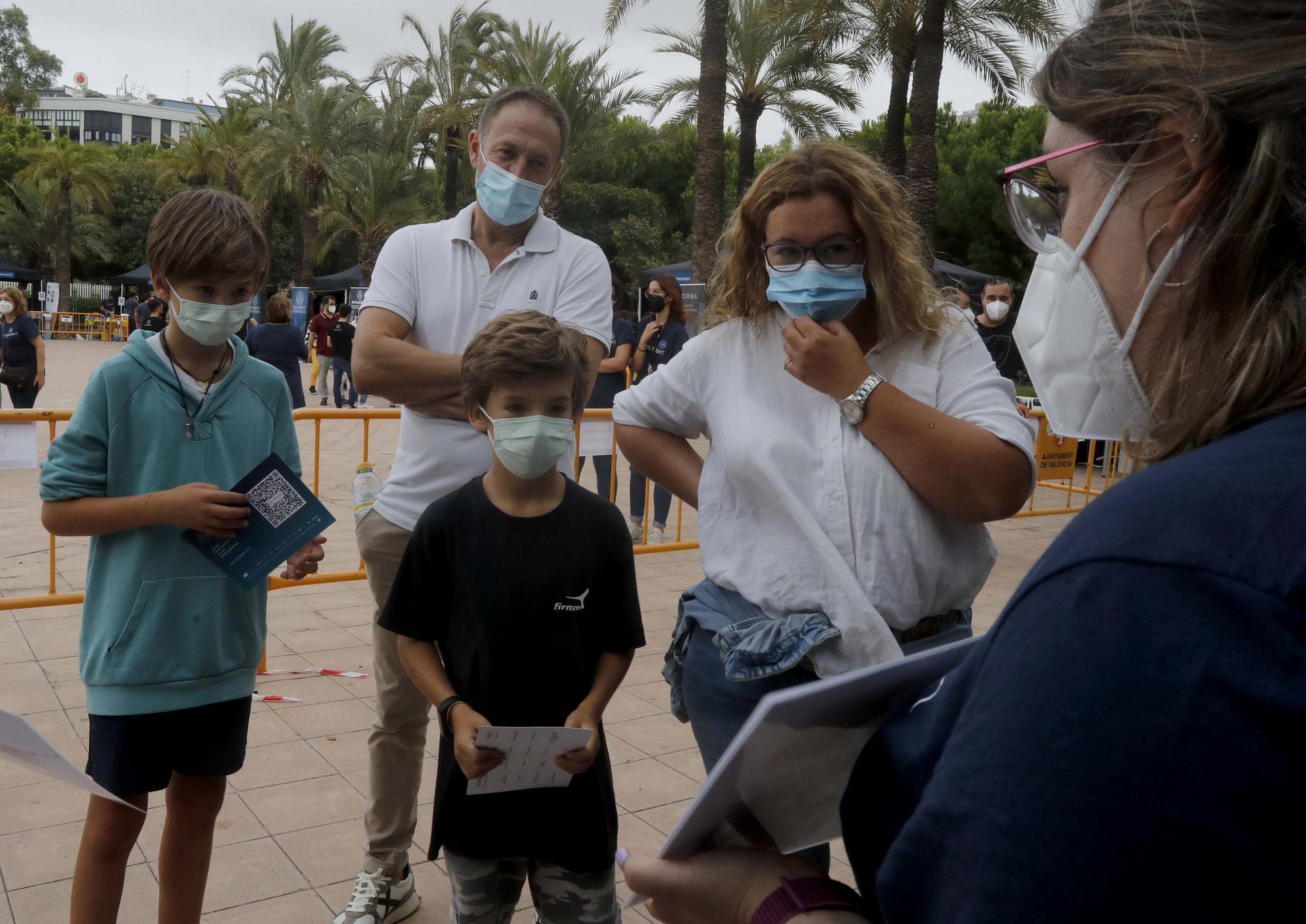 La ‘Nit Mediterrània de les Investigadores’ acerca la ciencia a los niños