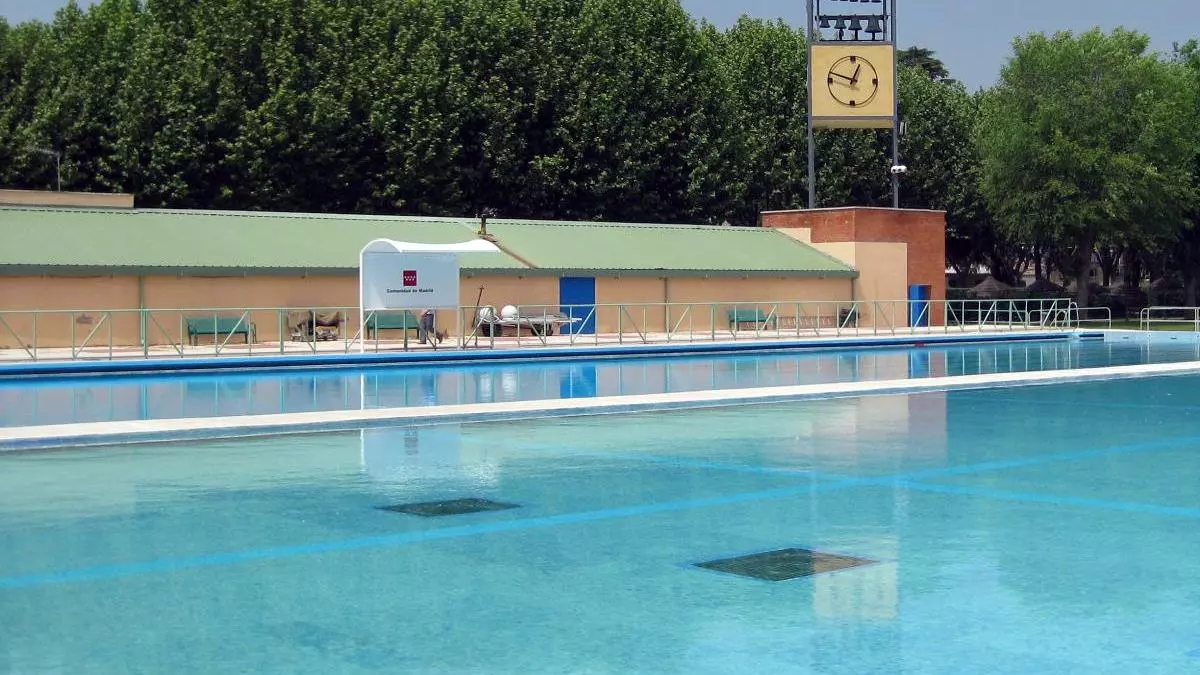 La mejor piscina de Madrid para disfrutar de un baño en familia este verano