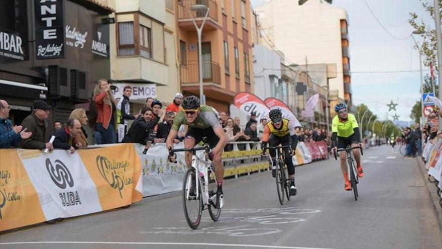 Casañs, nuevo líder tras ganar la segunda etapa en Vila-real