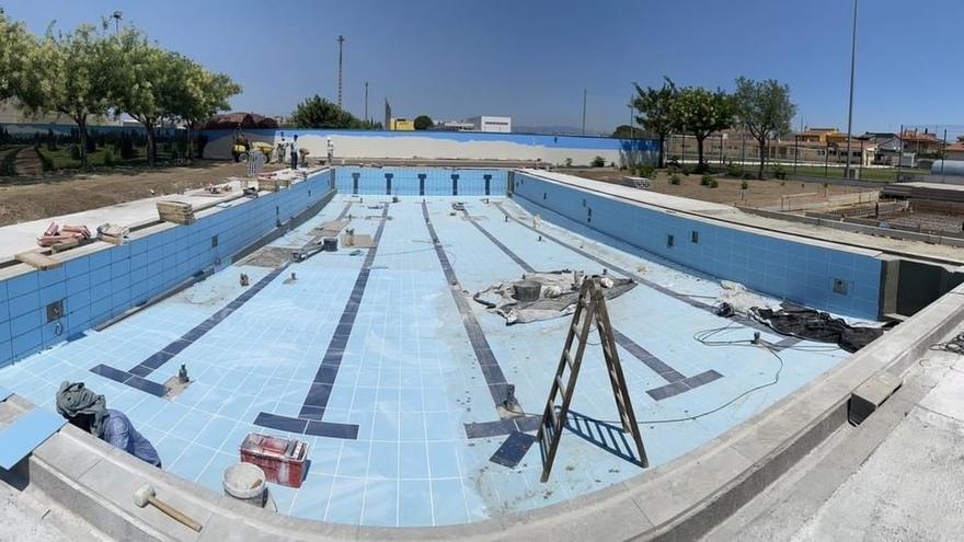 La piscina de Vilamalla en obres