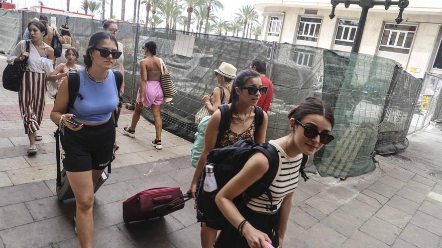 Ruido, polvo y cortes de tráfico son las principales consecuencias de las obras que molestan a los turistas