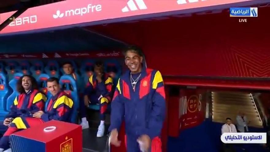 Oyarzabal no se lo puede creer, Cucurella y Zubimendi no pueden aguantar la risa y Nico se suma a la locura de Lamine: el vídeo ya es viral