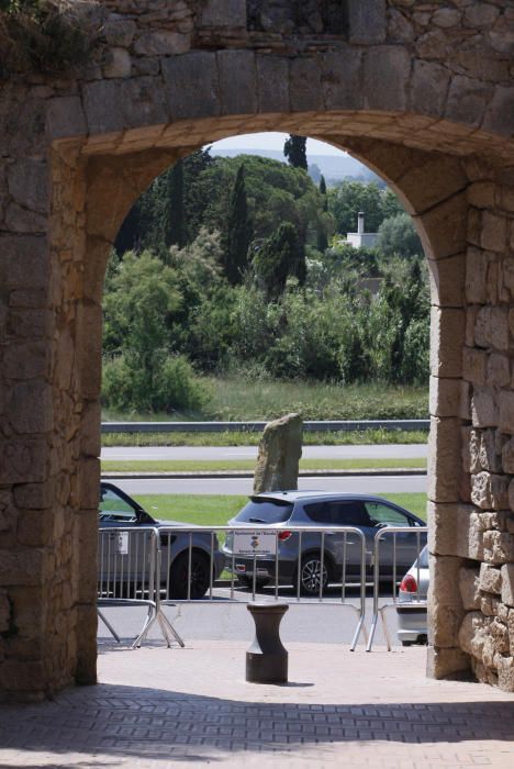 Tanquen l'accés a Sant Martí d'Empúries pel casament d'un magnat dels EUA